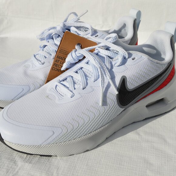 Nike Air Max Nuaxis Running Shoe (New) - Picture 3 of 13